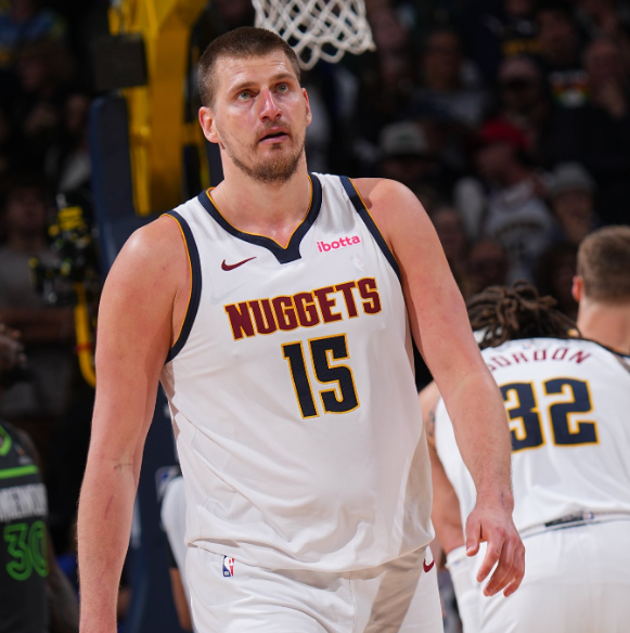 教练组对年 教练组对年