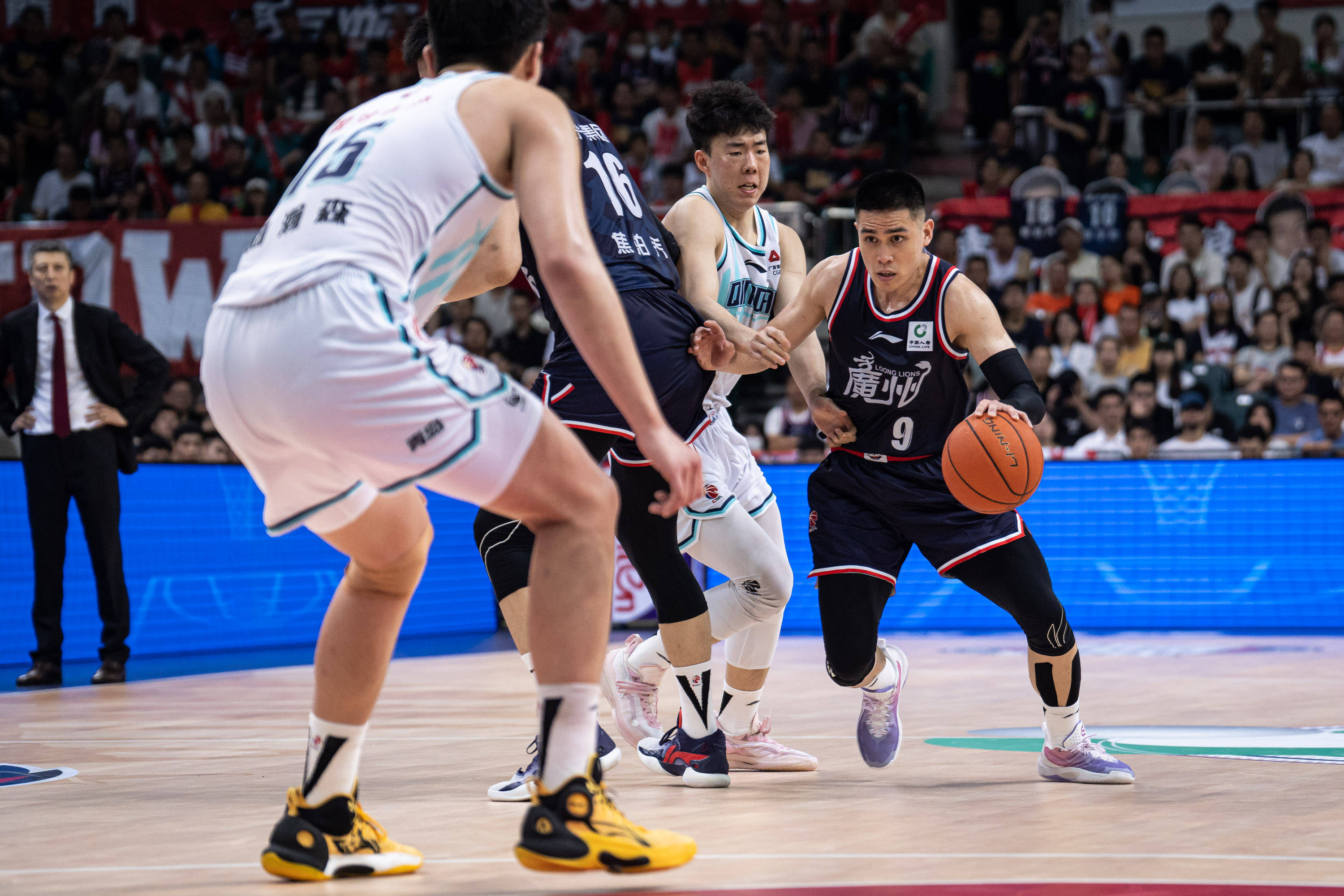 果断的进攻 果断的进攻